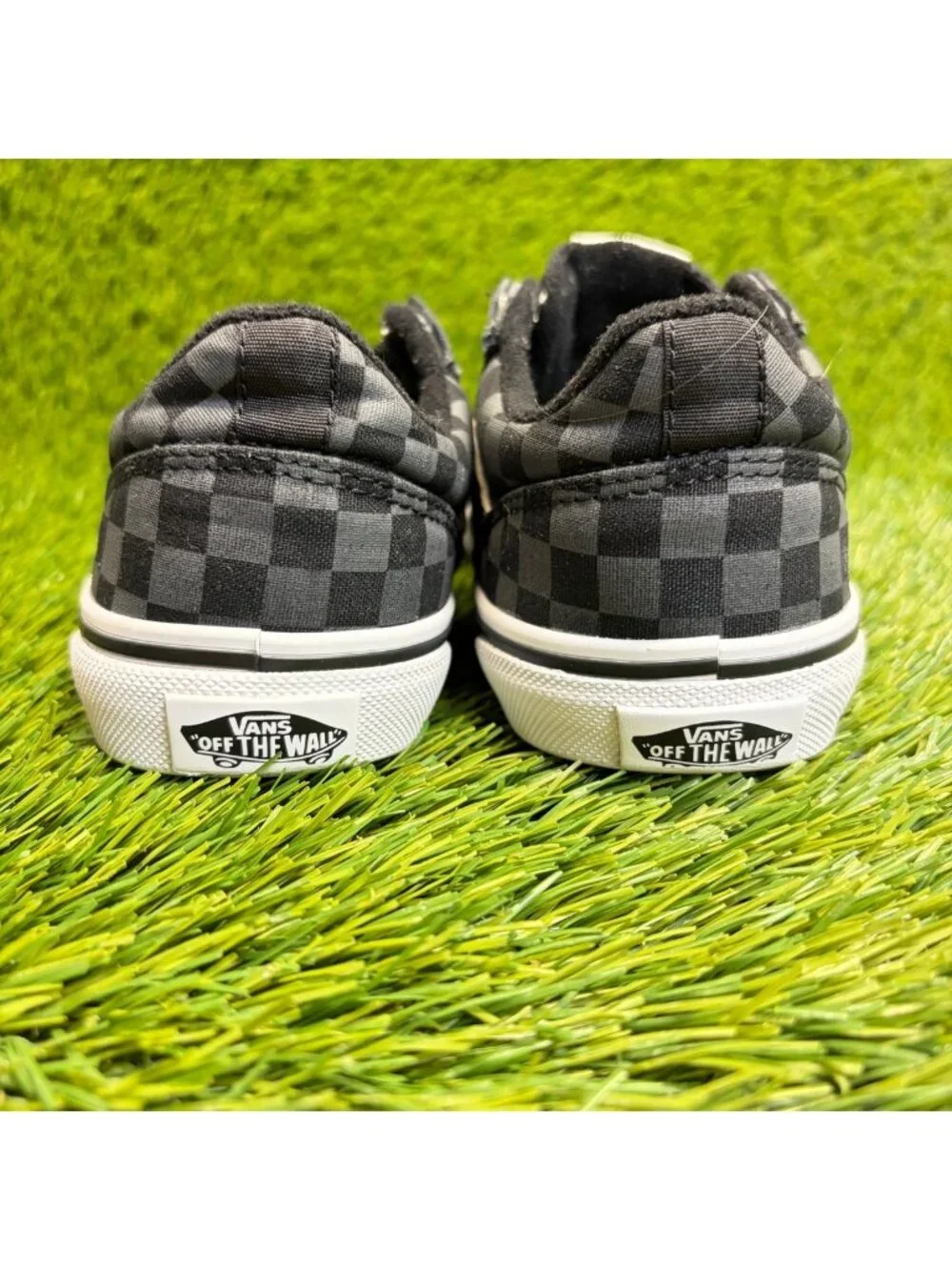 Vans Seldan Low Boys Size 3Y Black Gray Gum Athletic Skateboard Shoes Sneakers
